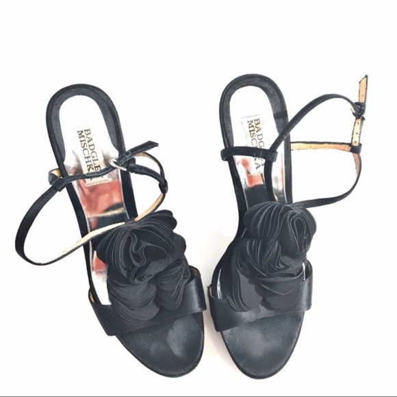 Badgley Mischka Randee Ruffle Flower strappy heels - Picture 8 of 11